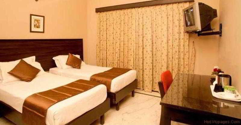 Genx Banjara Hill 1589 Hotell Hyderabad Eksteriør bilde