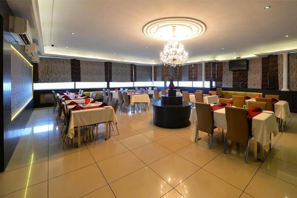 Genx Banjara Hill 1589 Hotell Hyderabad Eksteriør bilde